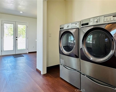 8690 Tourmaline Court - Photo Thumbnail 10