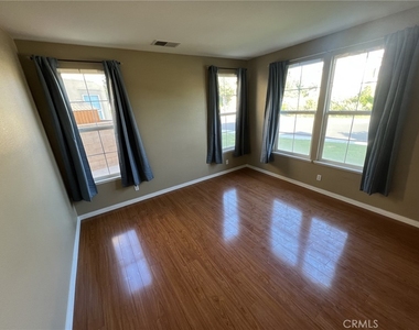 12850 Excalibur Drive - Photo Thumbnail 2