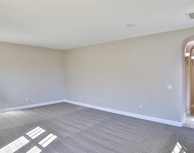8134 Sunset Rose Drive - Photo Thumbnail 33