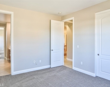 8134 Sunset Rose Drive - Photo Thumbnail 51