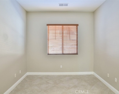 8134 Sunset Rose Drive - Photo Thumbnail 23