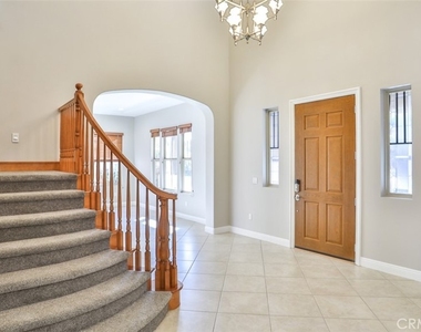 8134 Sunset Rose Drive - Photo Thumbnail 4