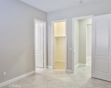 8134 Sunset Rose Drive - Photo Thumbnail 24