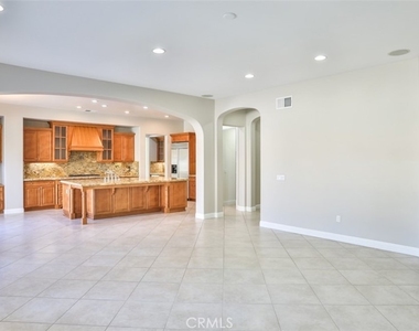 8134 Sunset Rose Drive - Photo Thumbnail 13