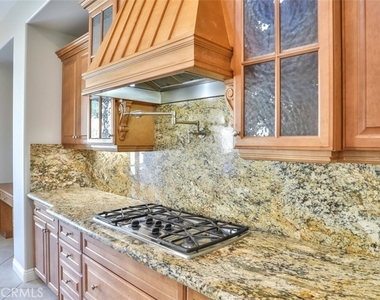 8134 Sunset Rose Drive - Photo Thumbnail 19
