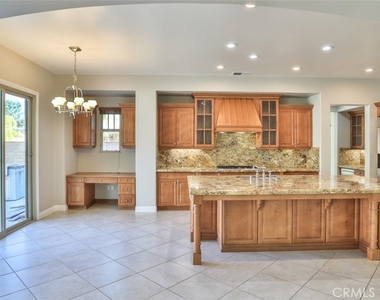 8134 Sunset Rose Drive - Photo Thumbnail 14