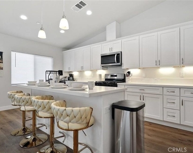 43645 Saguaro - Photo Thumbnail 5