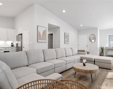 43645 Saguaro - Photo Thumbnail 2