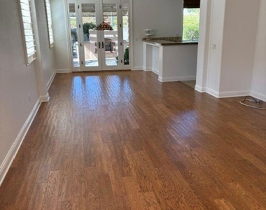 715 Stewart Way - Photo Thumbnail 2
