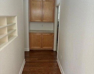 715 Stewart Way - Photo Thumbnail 19