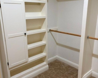 715 Stewart Way - Photo Thumbnail 24
