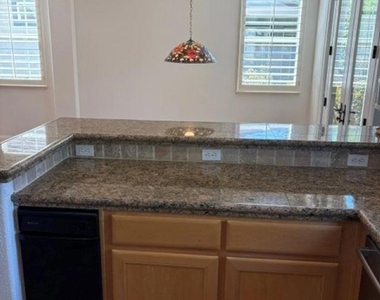 715 Stewart Way - Photo Thumbnail 8