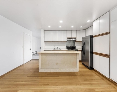 2091 Ascot Dr. - Photo Thumbnail 22