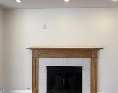 3682 Seven Hills Road - Photo Thumbnail 8