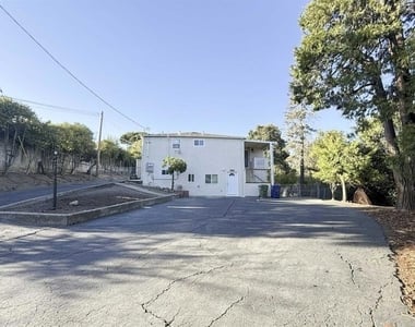3682 Seven Hills Road - Photo Thumbnail 3