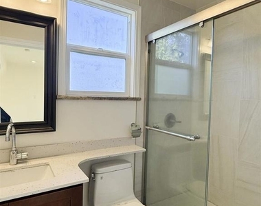3682 Seven Hills Road - Photo Thumbnail 17