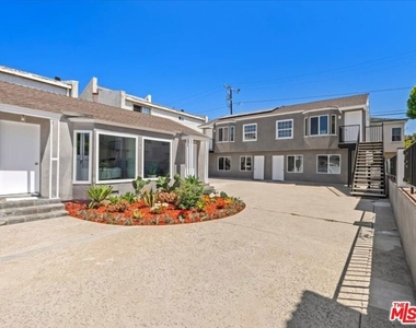 1165 Stanford St - Photo Thumbnail 7