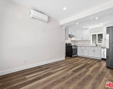 1165 Stanford St - Photo Thumbnail 1