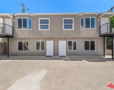1165 Stanford St - Photo Thumbnail 6