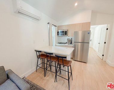 6138 Carlos Avenue - Photo Thumbnail 1