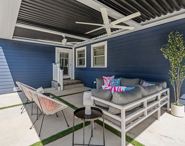 222 N St Andrews Place - Photo Thumbnail 65