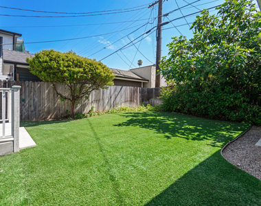 222 N St Andrews Place - Photo Thumbnail 61