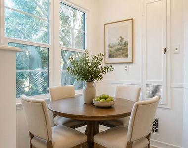 4164 1/2 Stansbury Avenue - Photo Thumbnail 13