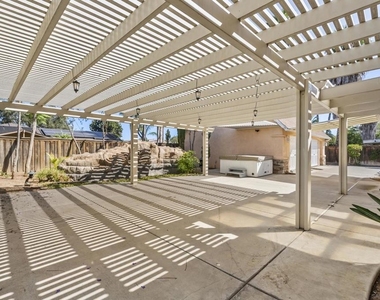 634 W Vermont - Photo Thumbnail 29