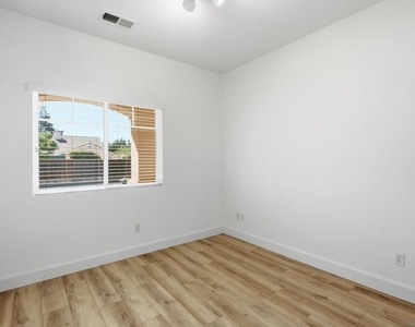 634 W Vermont - Photo Thumbnail 28