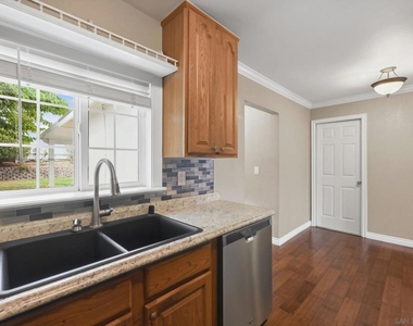 10970 Tobago Rd - Photo Thumbnail 16