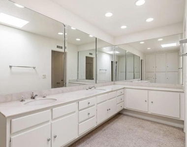 79400 Montego Bay Court - Photo Thumbnail 14