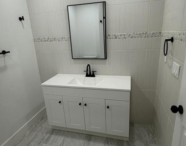 66685 Granada Avenue - Photo Thumbnail 9