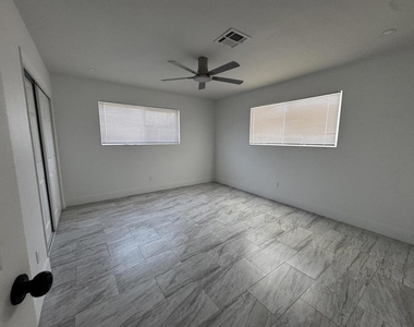 66685 Granada Avenue - Photo Thumbnail 6