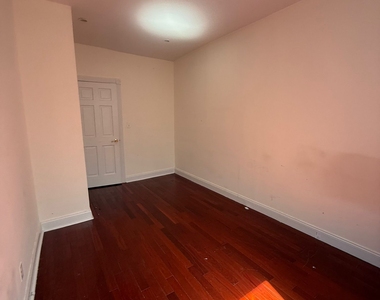 20 Magaw Place - Photo Thumbnail 5
