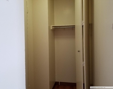 3333 Broadway - Photo Thumbnail 7