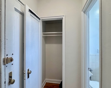 328 West 83rd Street - Photo Thumbnail 8