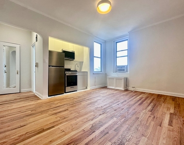328 West 83rd Street - Photo Thumbnail 7