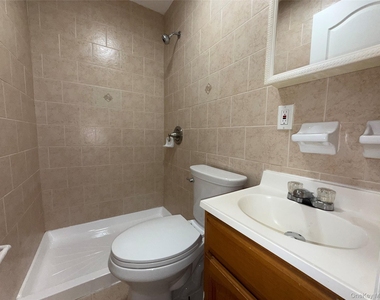189-26 113th Road - Photo Thumbnail 25
