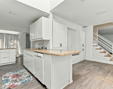 3304 Park Avenue - Photo Thumbnail 9
