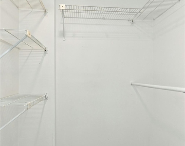 3304 Park Avenue - Photo Thumbnail 22