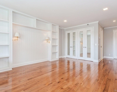 111 Cherry Valley Avenue - Photo Thumbnail 10