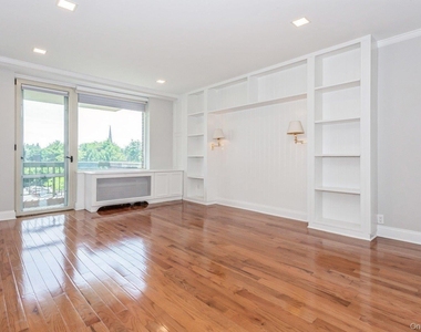 111 Cherry Valley Avenue - Photo Thumbnail 9