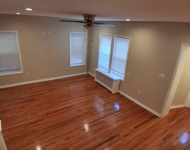 11551 203rd Street - Photo Thumbnail 10