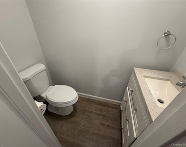 232 Springmeadow Drive - Photo Thumbnail 6