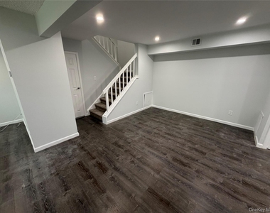 232 Springmeadow Drive - Photo Thumbnail 3