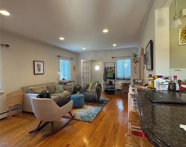4740 Glenwood Street - Photo Thumbnail 4