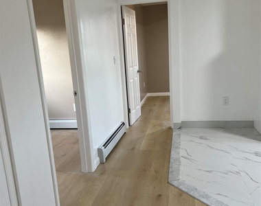 846 Conklin Street - Photo Thumbnail 6