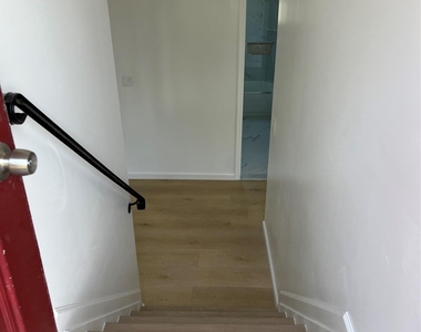 846 Conklin Street - Photo Thumbnail 7