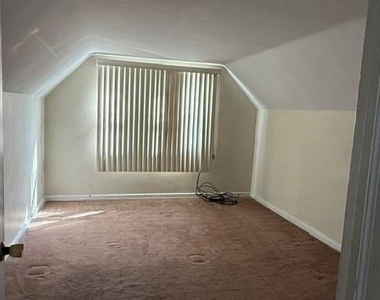 264-15 82nd Ave - Photo Thumbnail 5