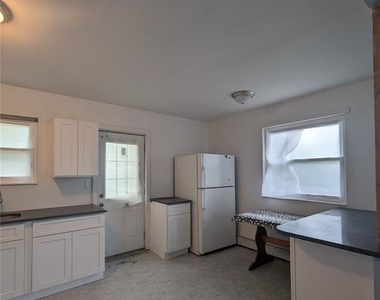 544 Meade Avenue - Photo Thumbnail 4